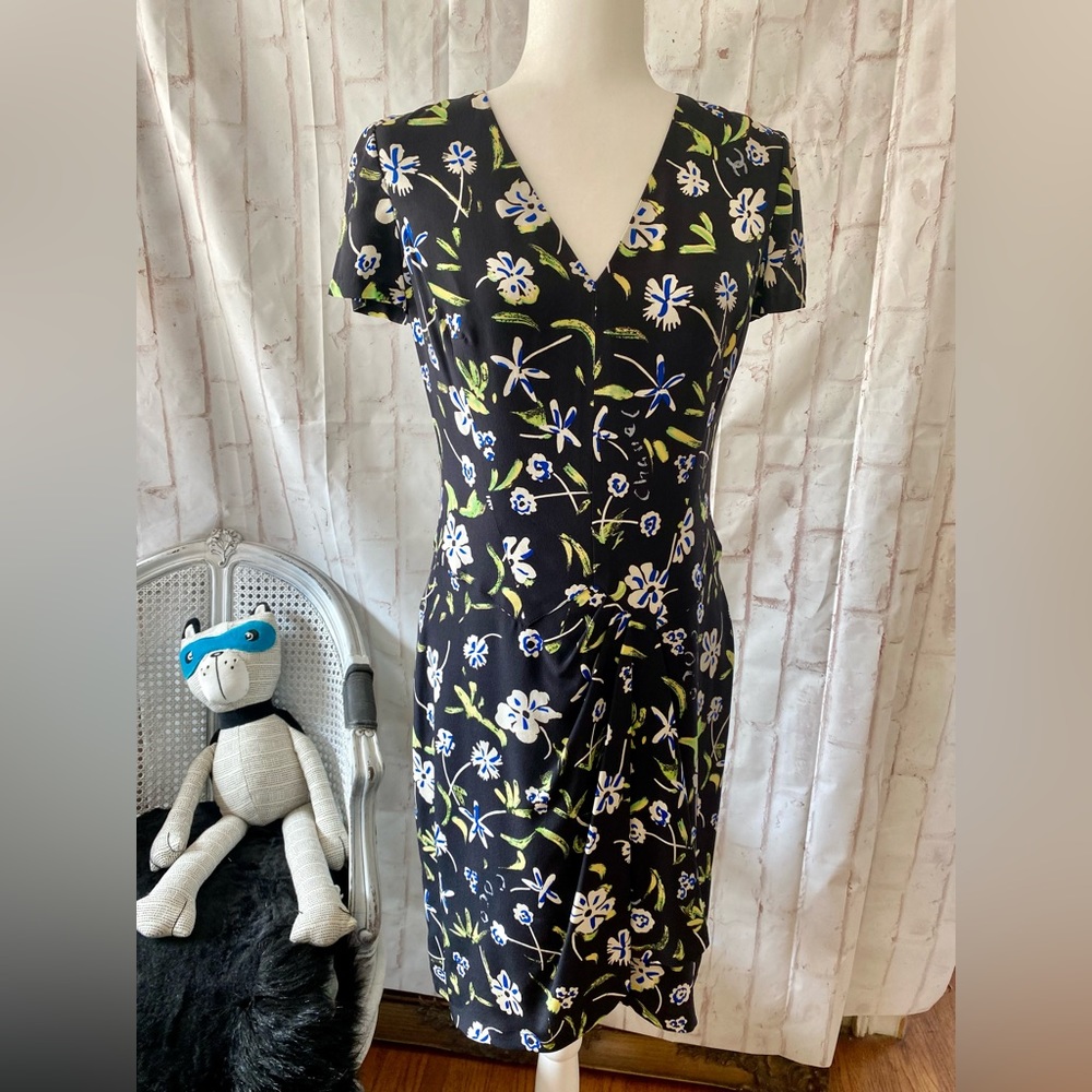 Chanel 97P Collection Rare 100% Silk Dress.  Perfect! 🌺🌸